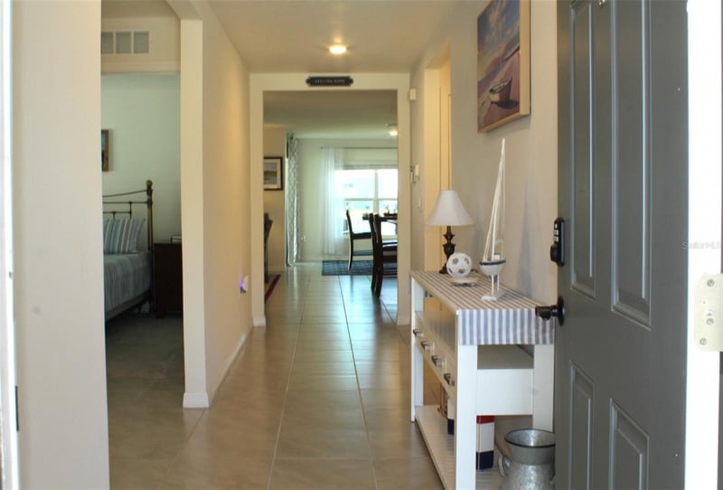 810 Will Scarlett Ave, Ruskin, FL 33570