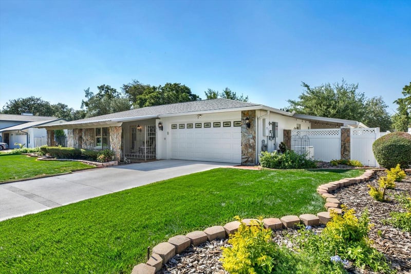 6625 Baybrooks Cir, Tampa, FL 33617