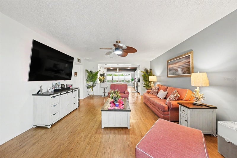 2284 Philippine Dr #69, Clearwater, FL 33763
