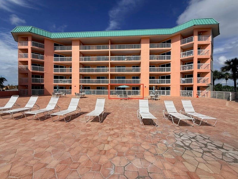 18400 Gulf Blvd #2103, Indian Shores, FL 33785