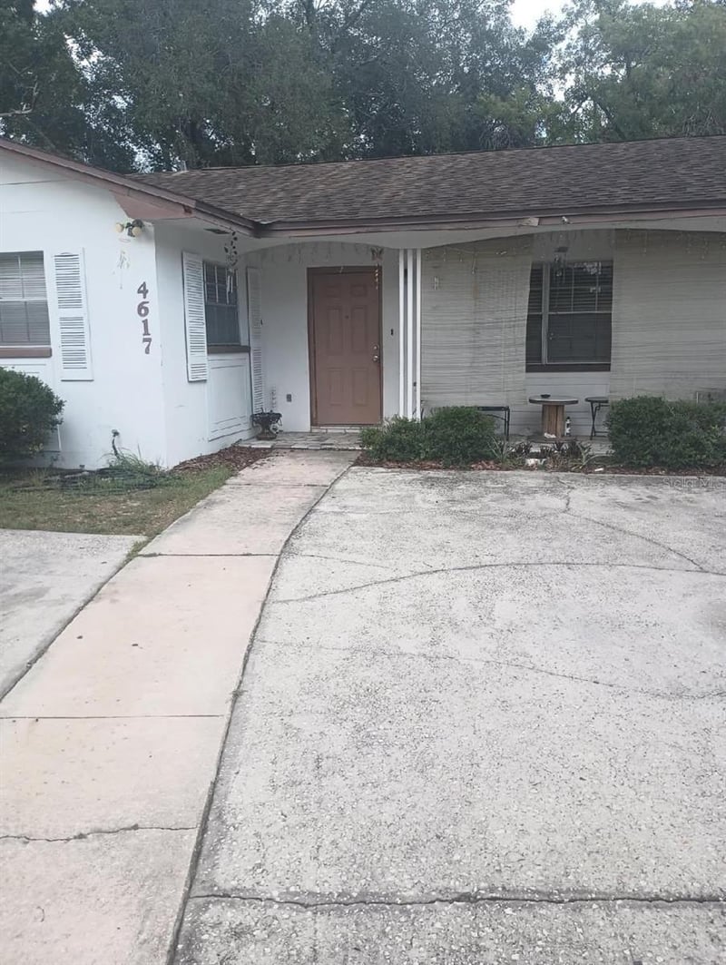 4617 Snook Dr, Tampa, FL 33617