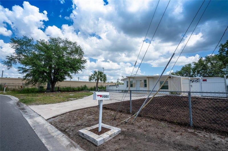 6002 Clifton St, Tampa, FL 33634