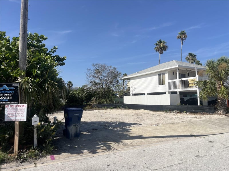 180 Madeira Ave, Madeira Beach, FL 33708