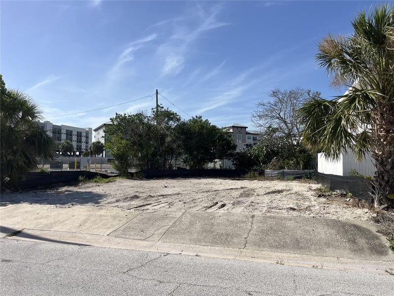 180 Madeira Ave, Madeira Beach, FL 33708