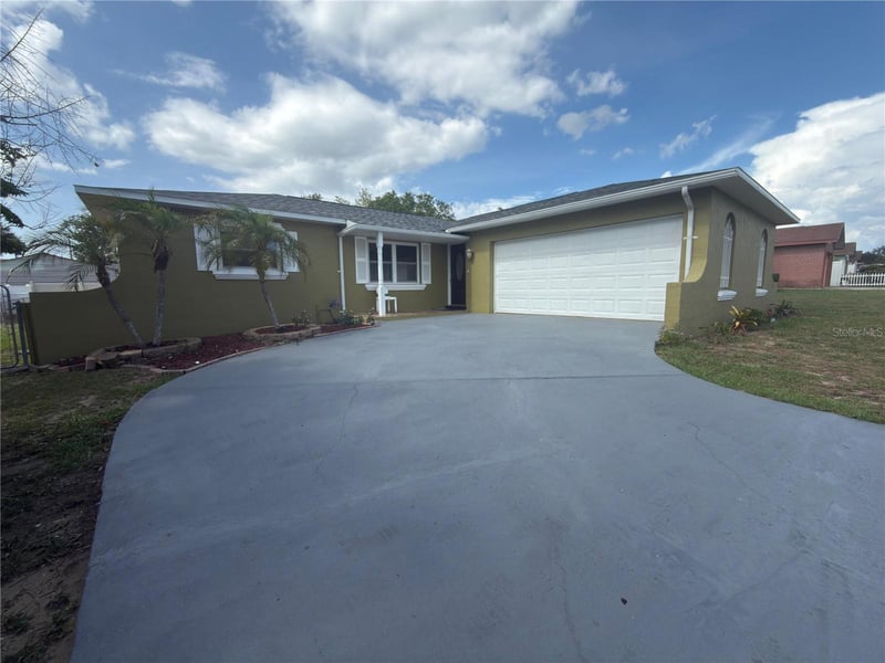 1213 Croydonwood Cir, Brandon, FL 33510