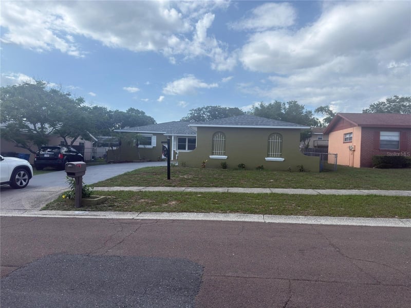 1213 Croydonwood Cir, Brandon, FL 33510