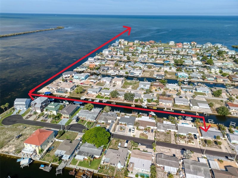 13617 Jennita Dr, Hudson, FL 34667
