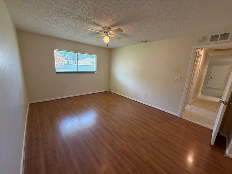 5130 70th Pl, Pinellas Park, FL 33781