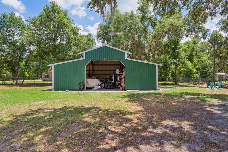5603 Joyce Sheffield Ln, Plant City, FL 33565