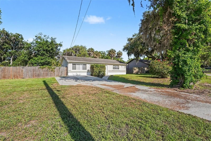 7613 Washington St, Port Richey, FL 34668