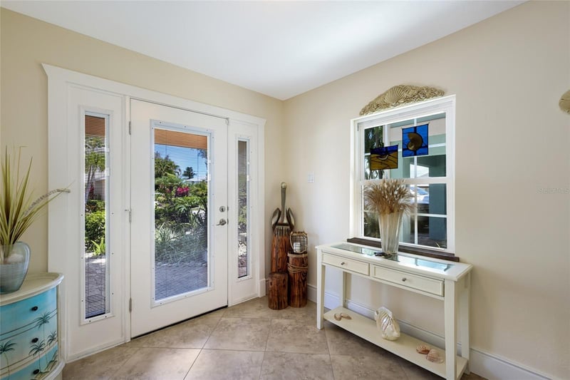 309 68th St, Bradenton Beach, FL 34217