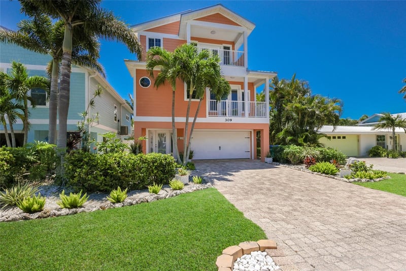 309 68th St, Holmes Beach, FL 34217