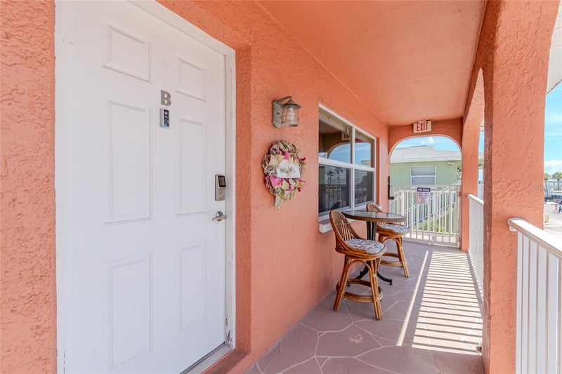 5605 Shore Blvd #1B, Gulfport, FL 33707