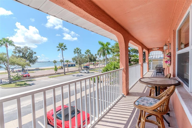 5605 Shore Blvd #1B, Gulfport, FL 33707