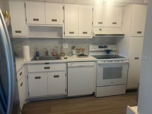 7461 Country Club Dr #402, Sarasota, FL 34243
