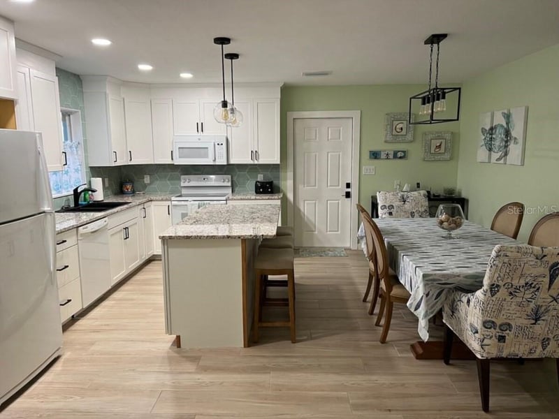 311 66th St, Bradenton Beach, FL 34217