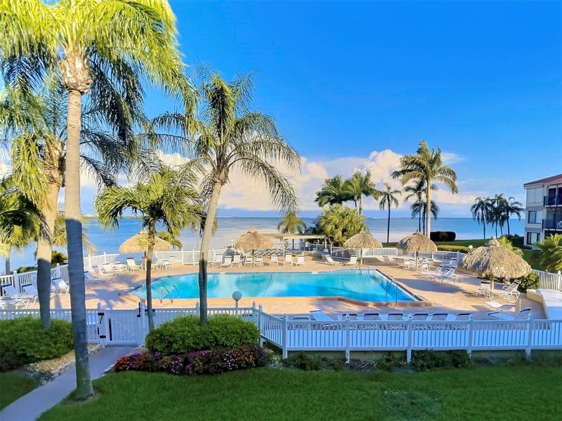 6322 Palma Del Mar Blvd #213, St Petersburg, FL 33715