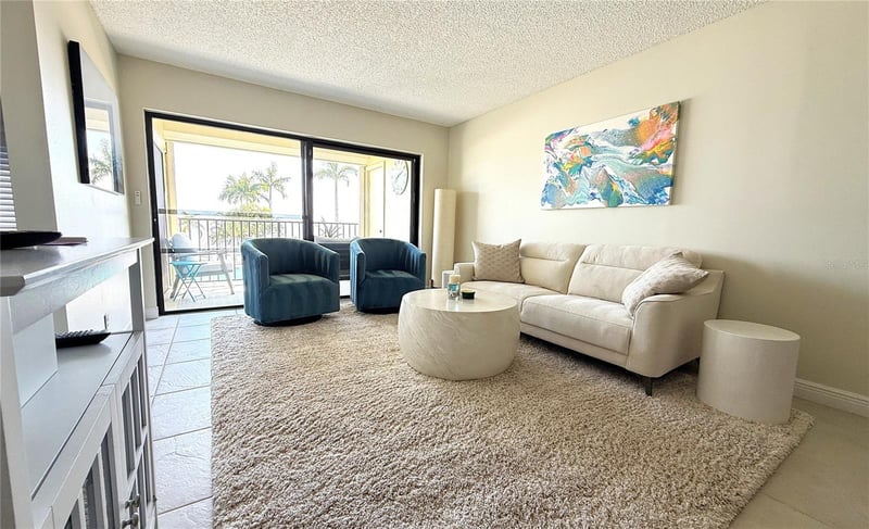 6322 Palma Del Mar Blvd #213, St Petersburg, FL 33715