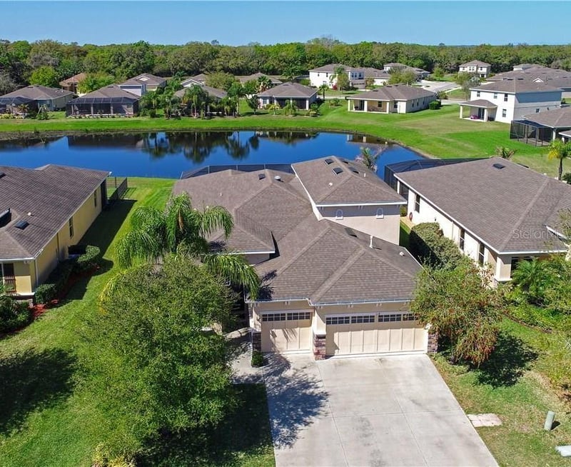 118 Peony Ct, Bradenton, FL 34212