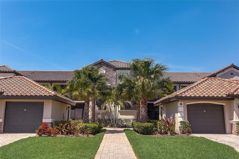 5517 Palmer Cir #203, Bradenton, FL 34211