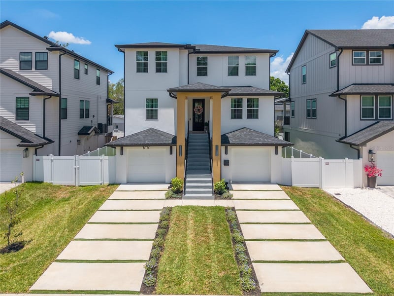 1717 Massachusetts Ave, St Petersburg, FL 33703