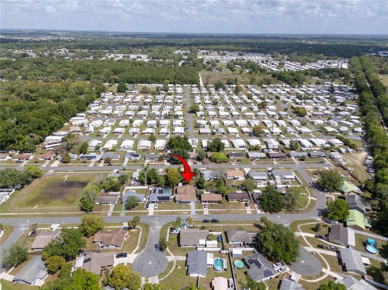 39443 8th Ave, Zephyrhills, FL 33542