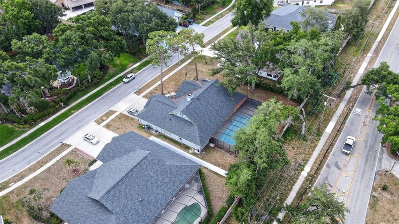 144 Barrington Dr, Brandon, FL 33511