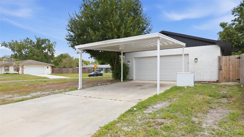 264 Van Gogh Cir, Brandon, FL 33511
