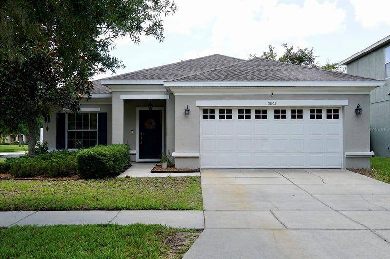 2802 Winglewood Cir, Lutz, FL 33558