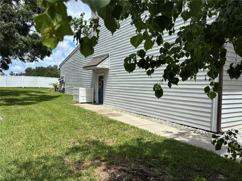 6492 92nd Pl #305, Pinellas Park, FL 33782