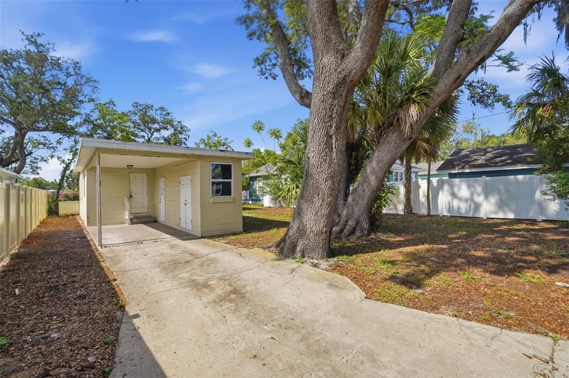 4826 8th Ave, St Petersburg, FL 33711