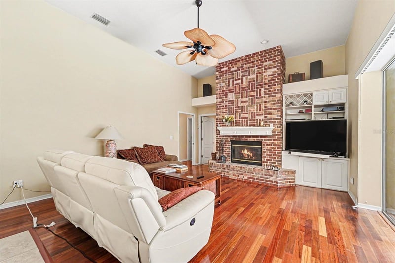 7210 Wareham Dr, Tampa, FL 33647
