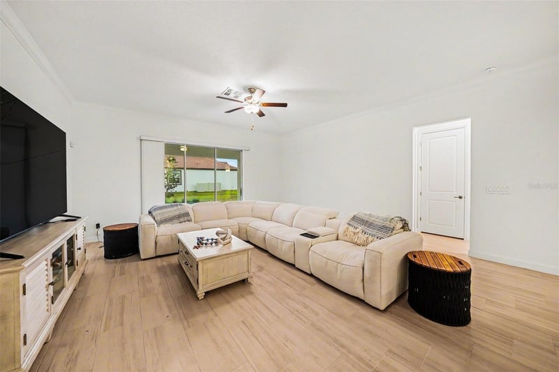 17415 Holly Well Ave, Wimauma, FL 33598