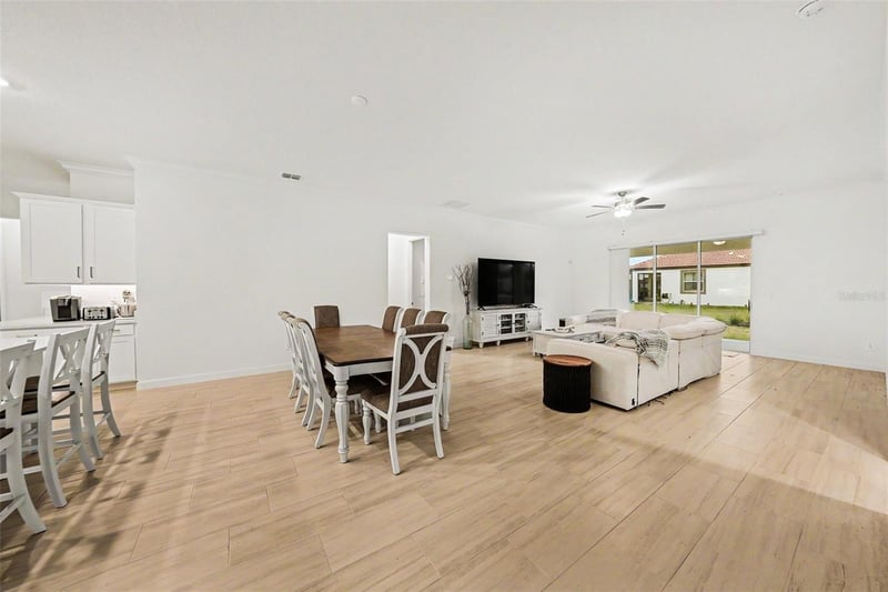 17415 Holly Well Ave, Wimauma, FL 33598