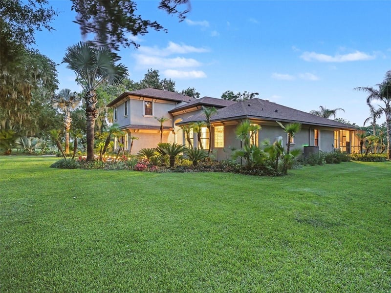 339 Corbett Rd, Lithia, FL 33547