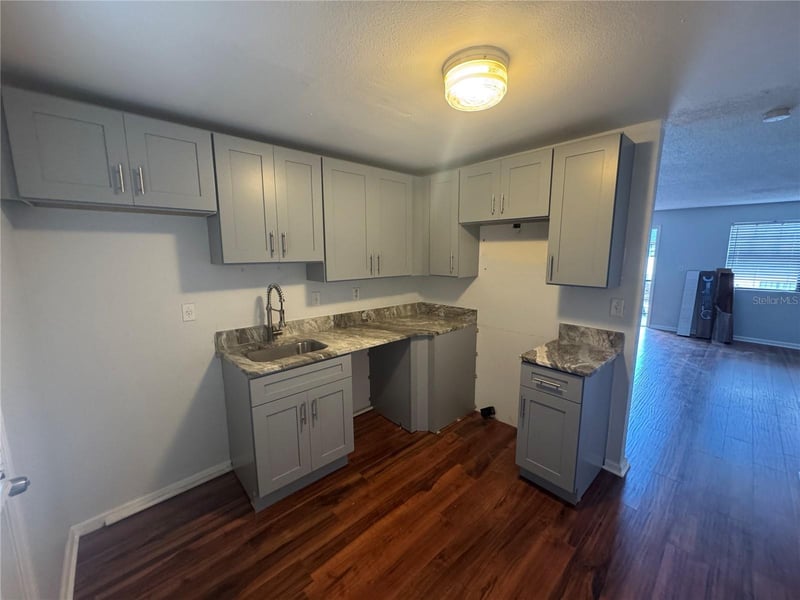 12404 Hibiscus Oak Pl #202, Tampa, FL 33612