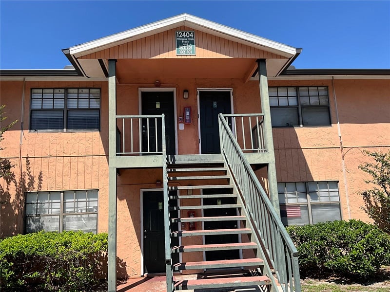 12404 Hibiscus Oak Pl #202, Tampa, FL 33612