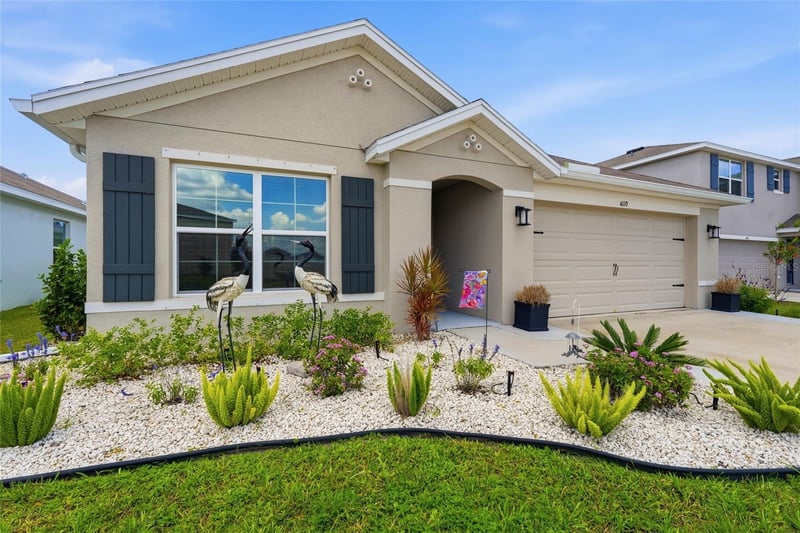 4110 Dovetail Ln, Palmetto, FL 34221