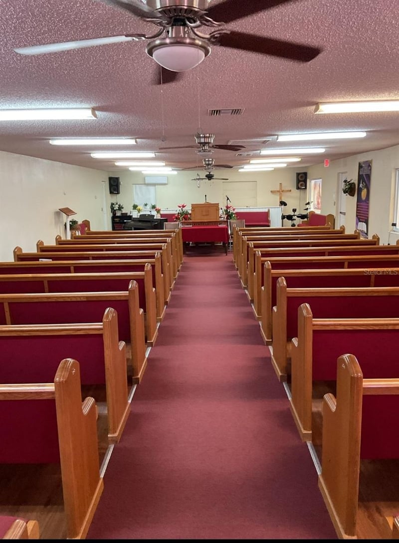 1241 22nd St, St Petersburg, FL 33712