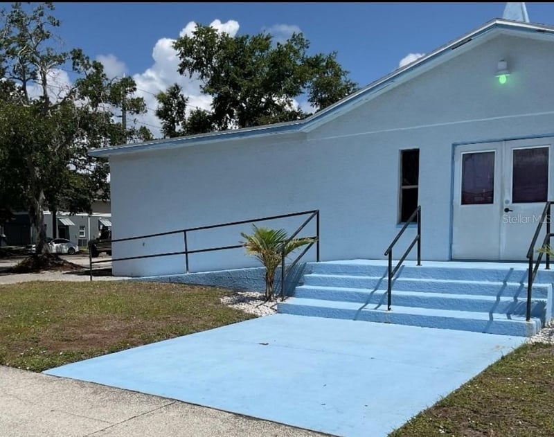 1241 22nd St, St Petersburg, FL 33712