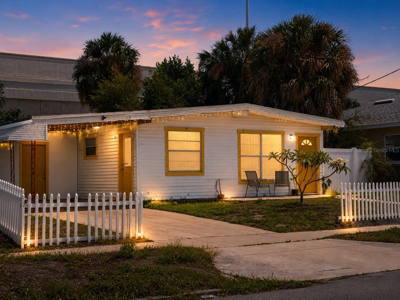 1541 La Salle St, Tampa, FL 33607