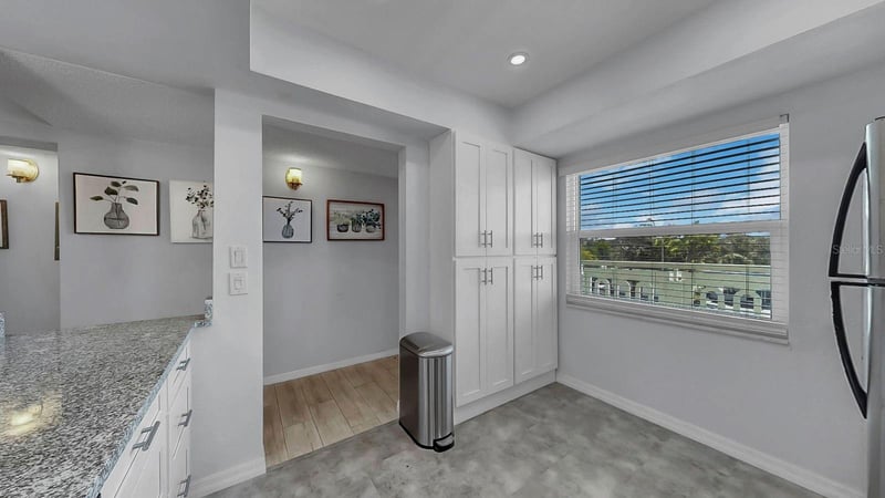 7321 Central Ave #307, St Petersburg, FL 33710