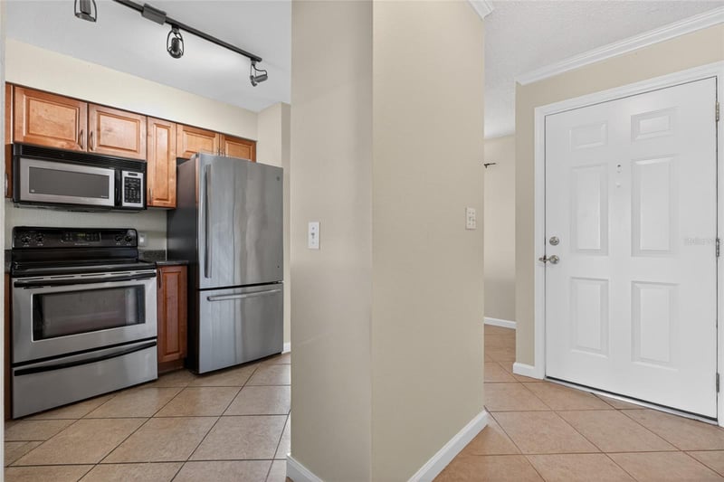 10125 Sailwinds Blvd #104, Largo, FL 33773