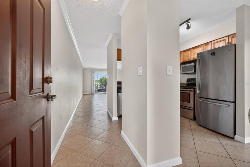 10125 Sailwinds Blvd #104, Largo, FL 33773