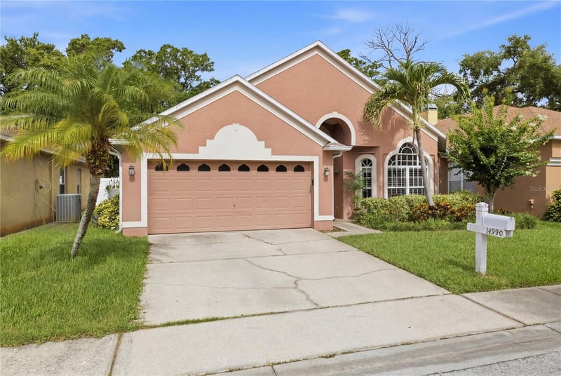 14990 Hidden Oaks Cir, Clearwater, FL 33764