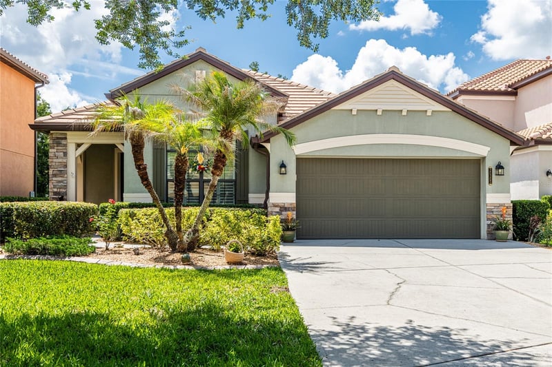 20305 Ash Grove Ln, Tampa, FL 33647