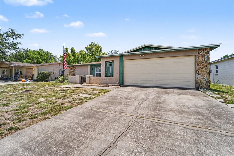8040 Saybrook Dr, Port Richey, FL 34668