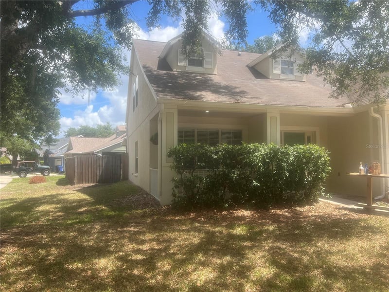 10825 Newbridge Dr, Riverview, FL 33579