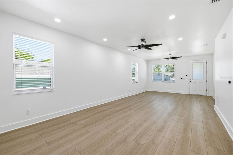 3750 Abington Ave, St Petersburg, FL 33711