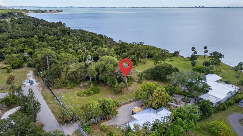 8258 Longbay Blvd, Sarasota, FL 34234